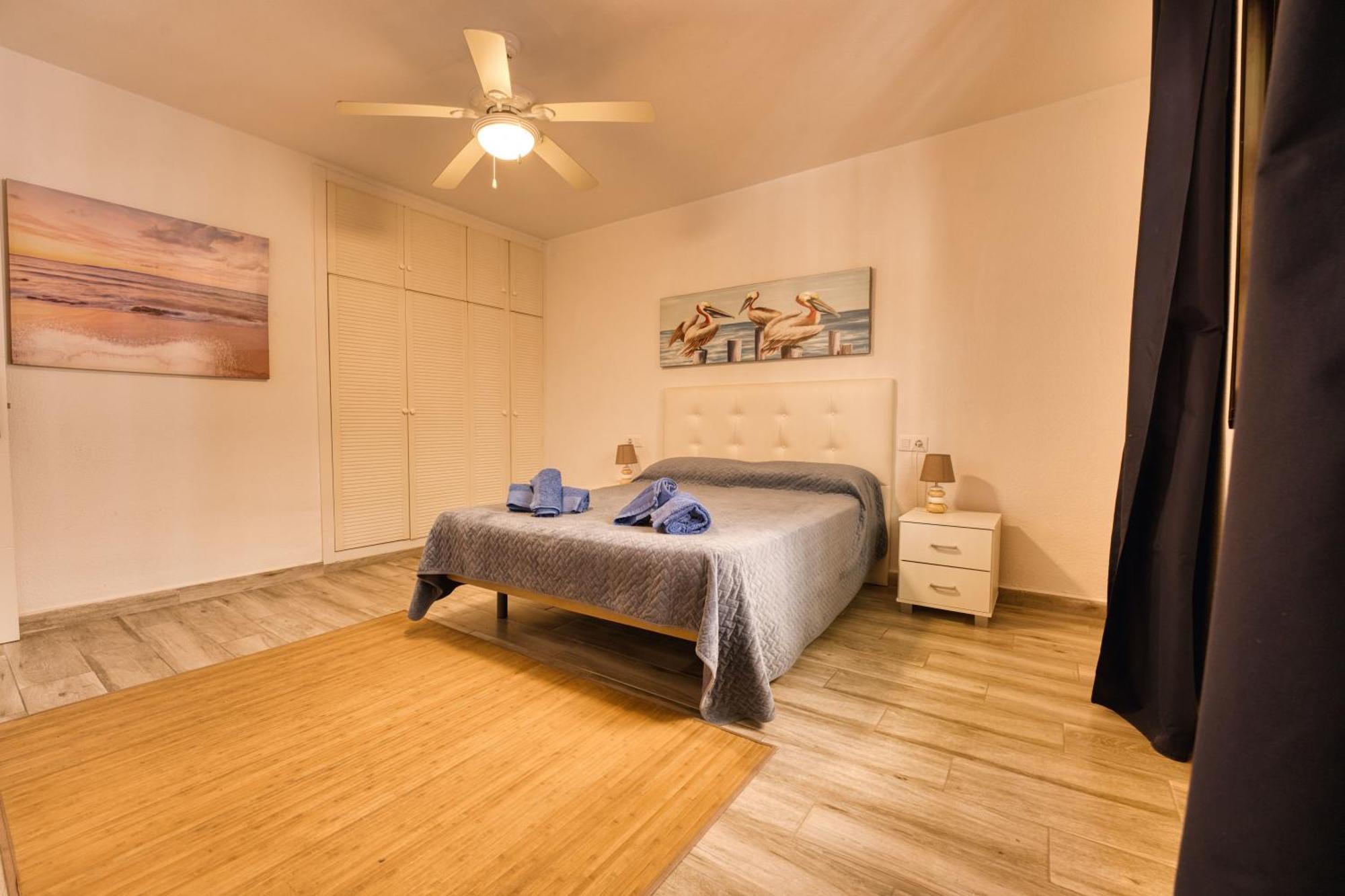 Appartamento Con 1 Camera Da Letto Con Vista Ov223 アデヘ エクステリア 写真